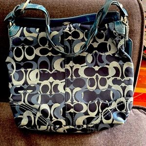 Coach shoulder bag